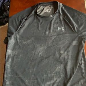 Men’s small dri fit tee